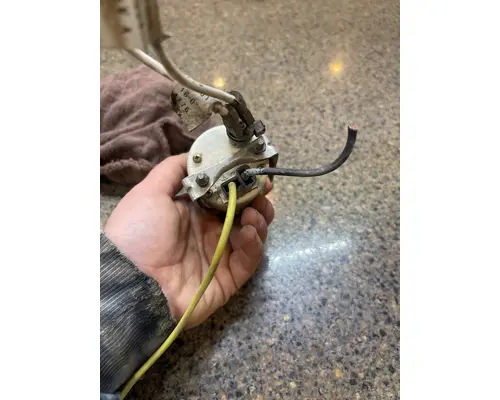 PETERBILT 377 Gauges (all)