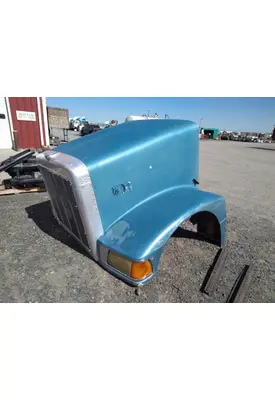 PETERBILT 377 HOOD