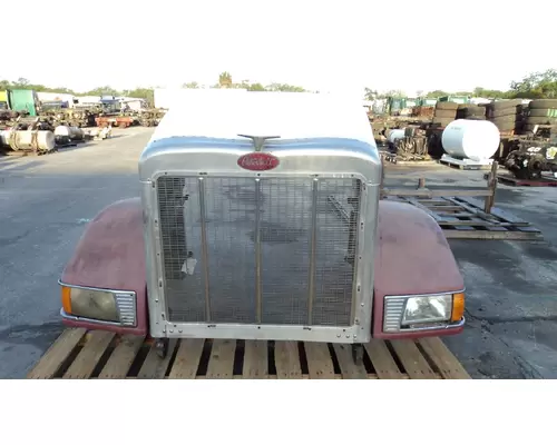 PETERBILT 377 HOOD