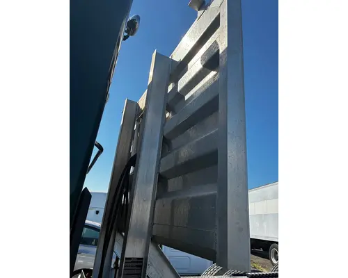 PETERBILT 377 Headache Rack