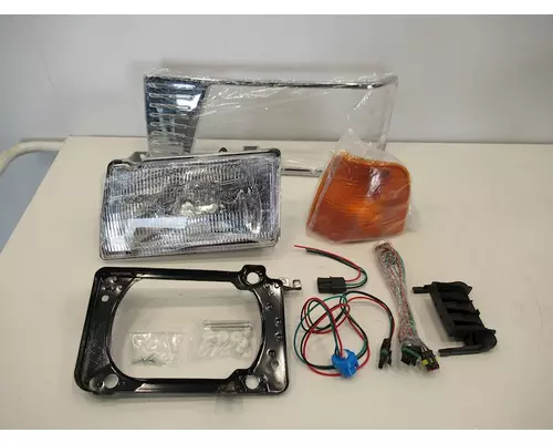 PETERBILT 377 Headlamp Assembly
