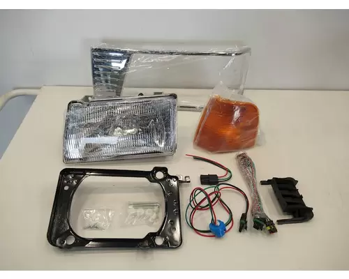 PETERBILT 377 Headlamp Assembly