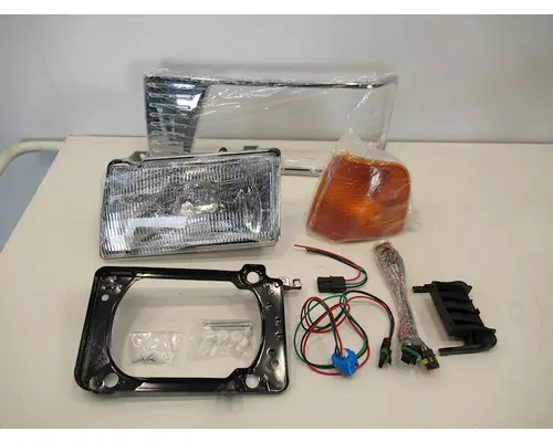 PETERBILT 377 Headlamp Assembly