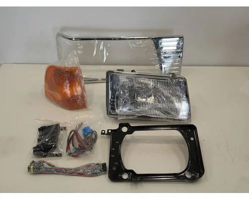 PETERBILT 377 Headlamp Assembly