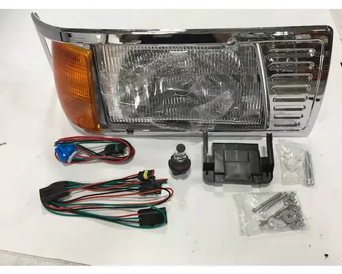 PETERBILT 377 Headlight