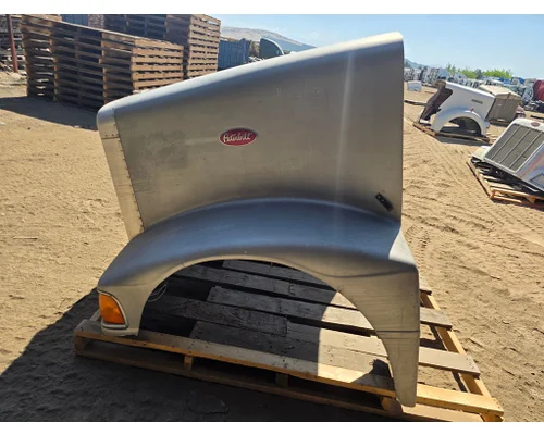 PETERBILT 377 Hood