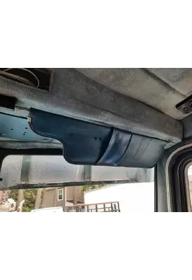 PETERBILT 377 INTERIOR SUN VISOR