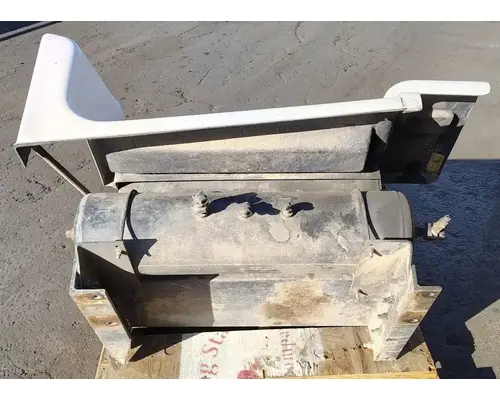 PETERBILT 377 Side Fairing