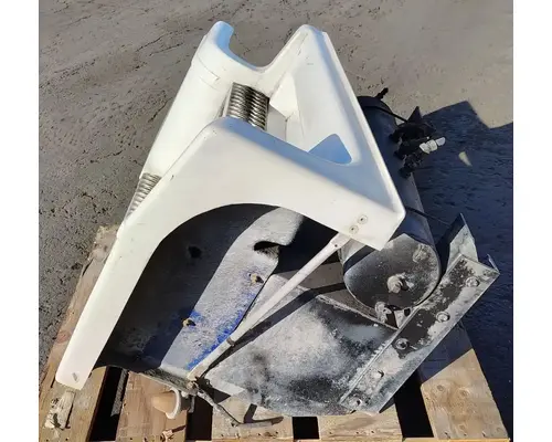 PETERBILT 377 Side Fairing