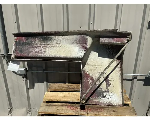 PETERBILT 377 Side Fairing