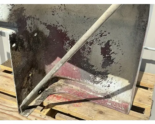 PETERBILT 377 Side Fairing