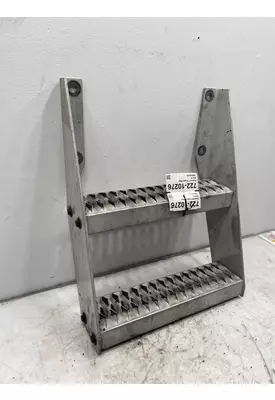 PETERBILT 377 Step