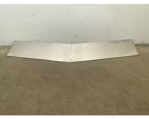 PETERBILT 377 Sun Visor (External)
