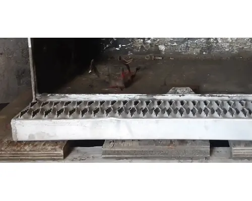 PETERBILT 377 Tool Box