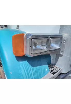 PETERBILT 378 1986-2007 HEADLAMP ASSEMBLY