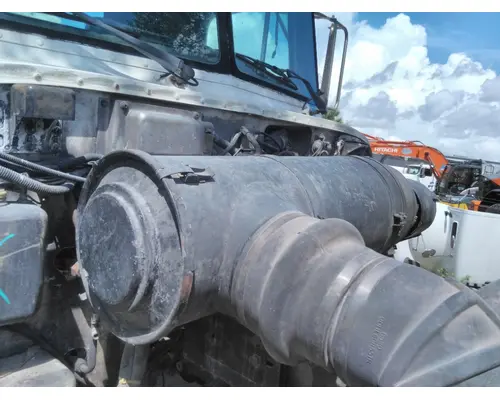 PETERBILT 378 AIR CLEANER