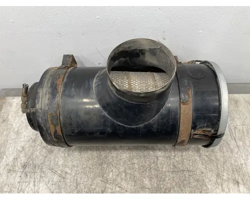 PETERBILT 378 Air Cleaner