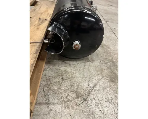 PETERBILT 378 Air Tank