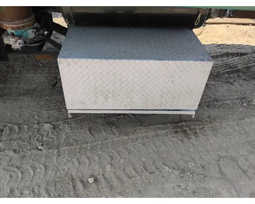 PETERBILT 378 Battery Box