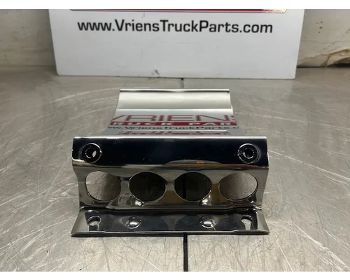 PETERBILT 378 Brackets, Misc.