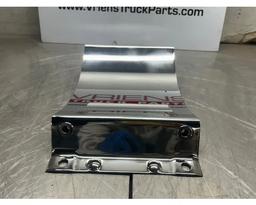 PETERBILT 378 Brackets, Misc.