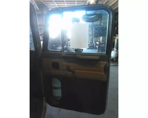 PETERBILT 378 CAB