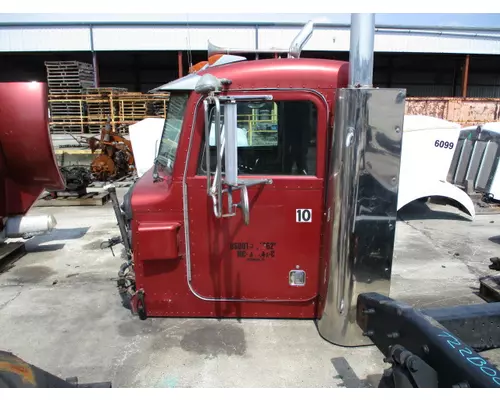 PETERBILT 378 CAB