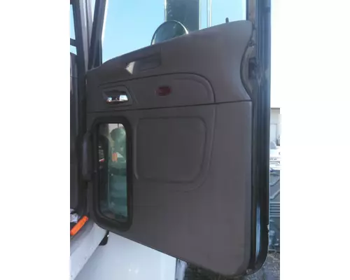 PETERBILT 378 CAB