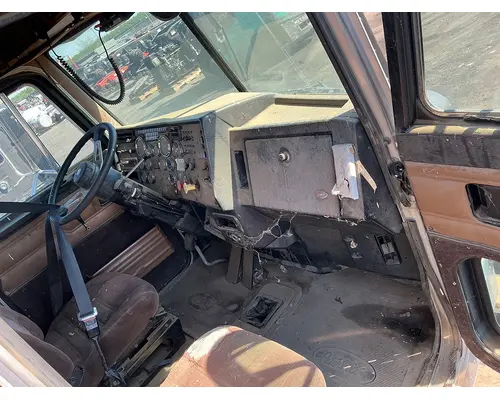 PETERBILT 378 Cab Assembly