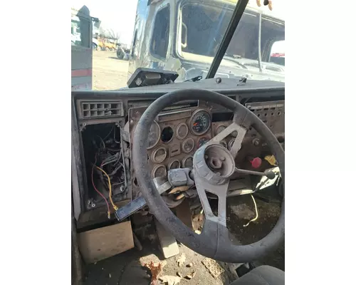 PETERBILT 378 Cab Mount