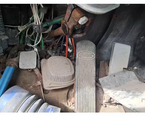 PETERBILT 378 Cab Mount