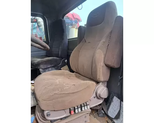 PETERBILT 378 Cab Mount