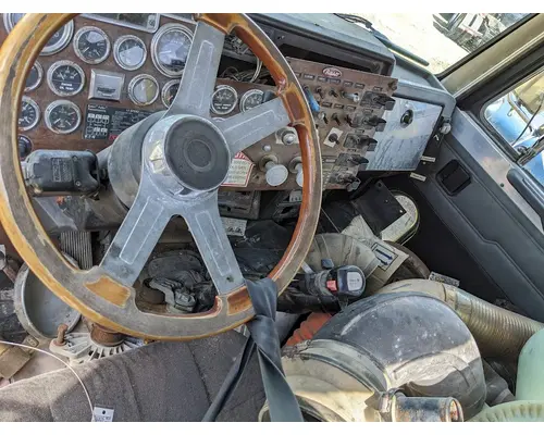 PETERBILT 378 Cab Mount