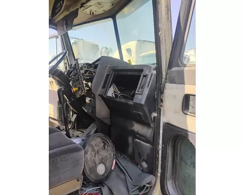PETERBILT 378 Cab
