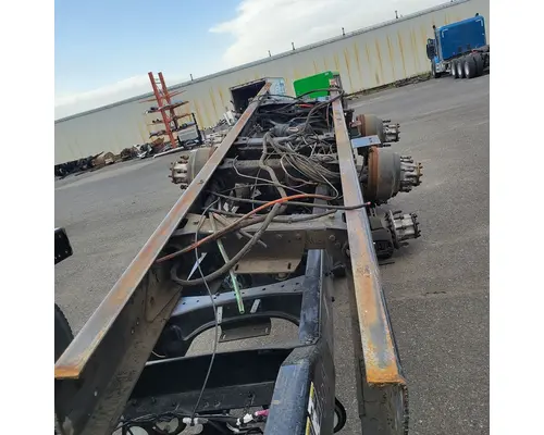 PETERBILT 378 Cutoff Assembly