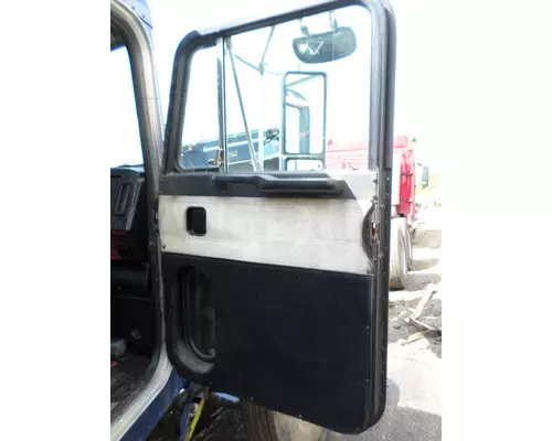 PETERBILT 378 DOOR ASSEMBLY, FRONT