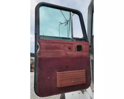 PETERBILT 378 Door Assembly, Front