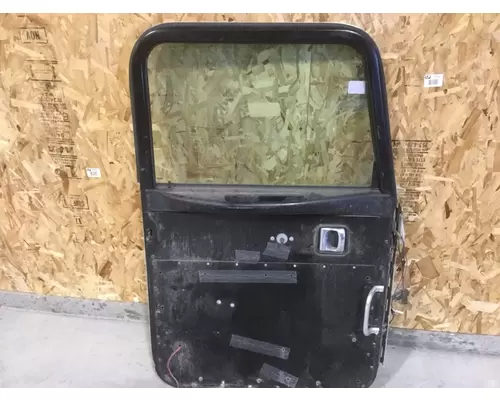 PETERBILT 378 Door Assembly, Front