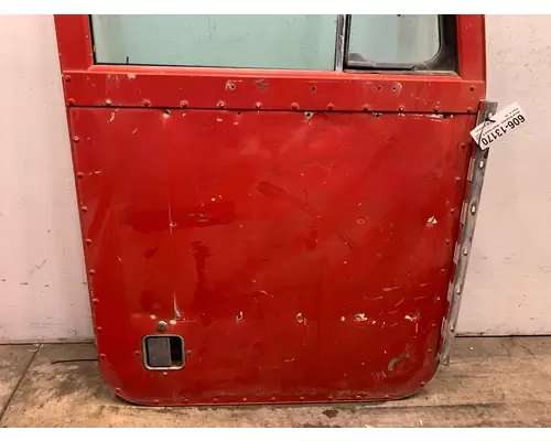 PETERBILT 378 Door Assembly, Front