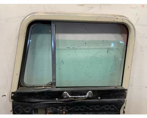 PETERBILT 378 Door Assembly, Front