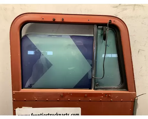 PETERBILT 378 Door Assembly, Front