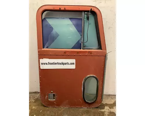 PETERBILT 378 Door Assembly, Front