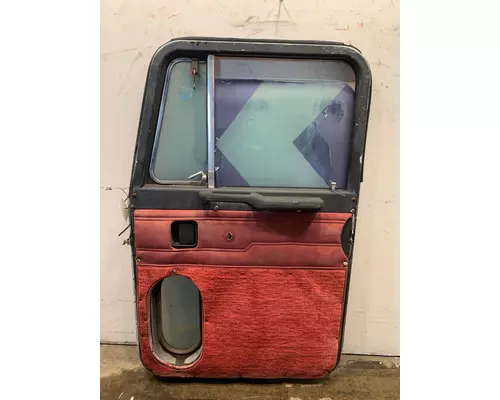 PETERBILT 378 Door Assembly, Front