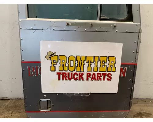 PETERBILT 378 Door Assembly, Front