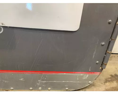 PETERBILT 378 Door Assembly, Front