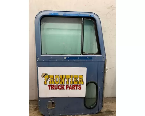 PETERBILT 378 Door Assembly, Front