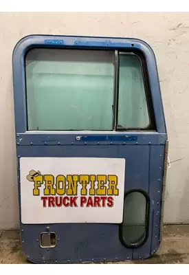 PETERBILT 378 Door Assembly, Front
