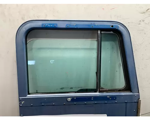 PETERBILT 378 Door Assembly, Front