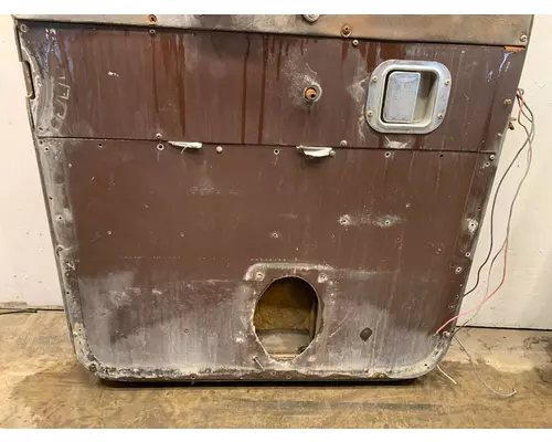 PETERBILT 378 Door Assembly, Front