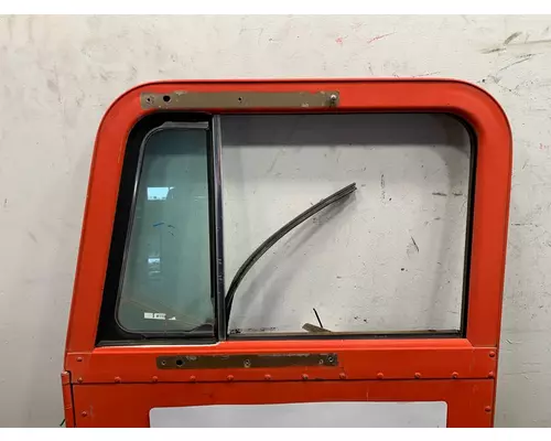 PETERBILT 378 Door Assembly, Front